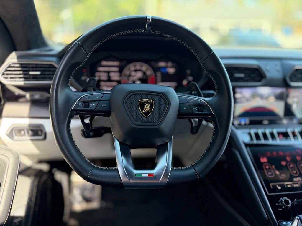 Used 2024 Lamborghini Urus S image 43