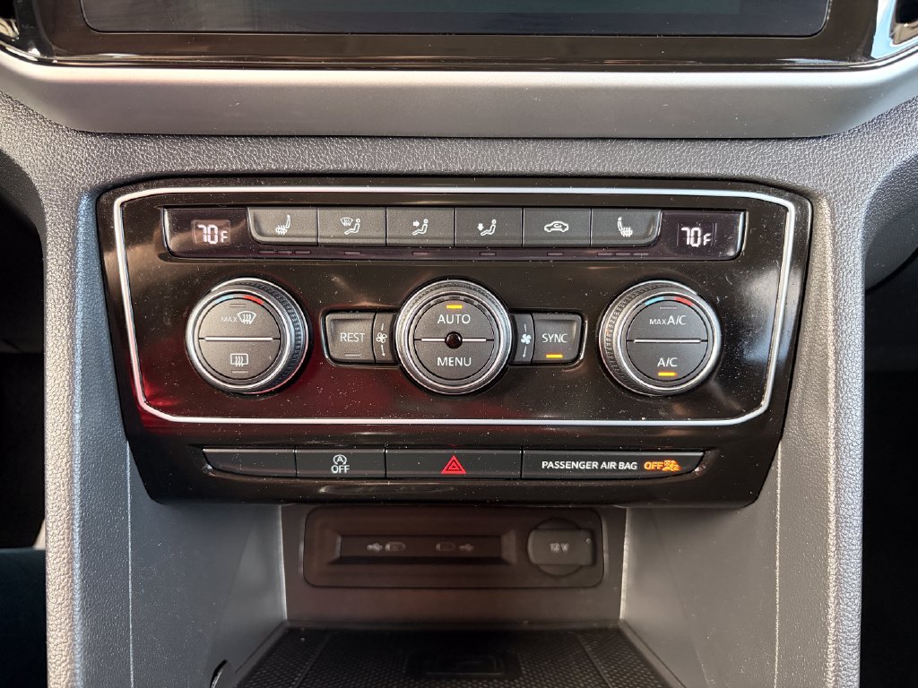 Used 2023 Volkswagen Atlas SE w/ Panoramic Sunroof Package AWD/4WD image 26