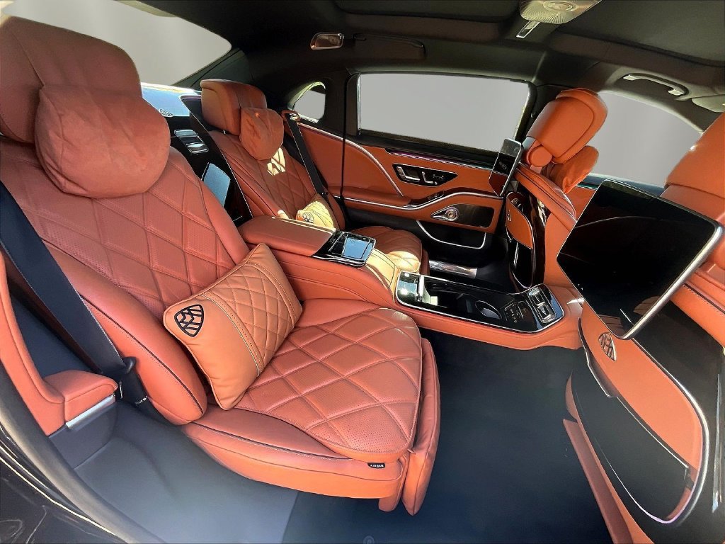 Used 2024 Mercedes-Benz Maybach S 580 4MATIC image 25