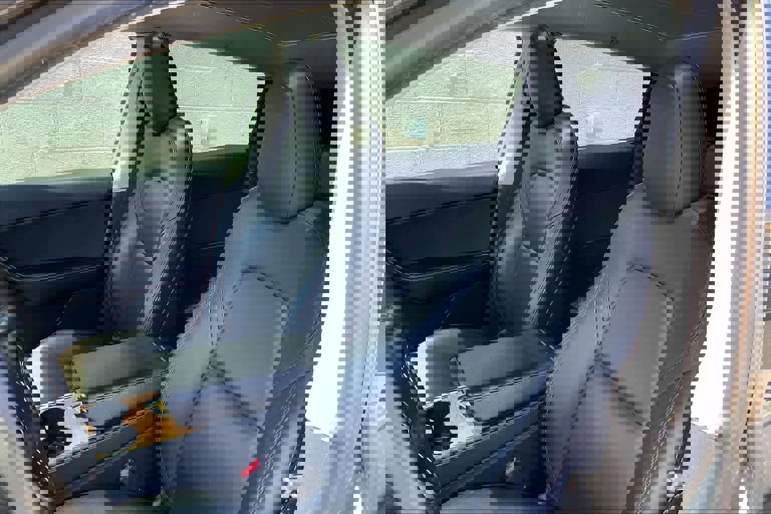 Used 2021 Tesla Model Y 2WD image 11