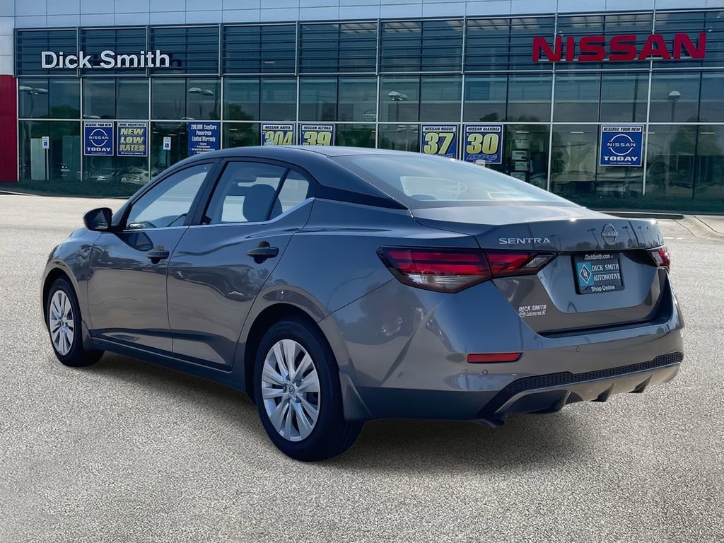 Used 2025 Nissan Sentra S image 4