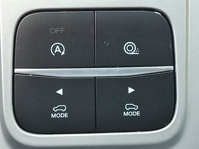 Used 2024 Ford Explorer Limited w/ Limited Technology Package RWD image 25