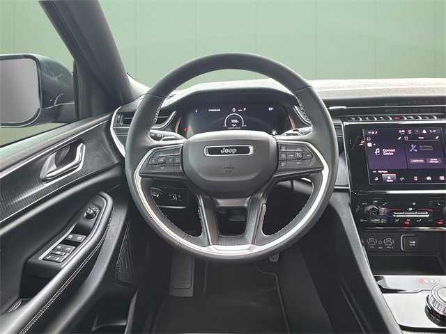 Certified 2025 Jeep Grand Cherokee Laredo X w/ Luxury Tech Group I image 25