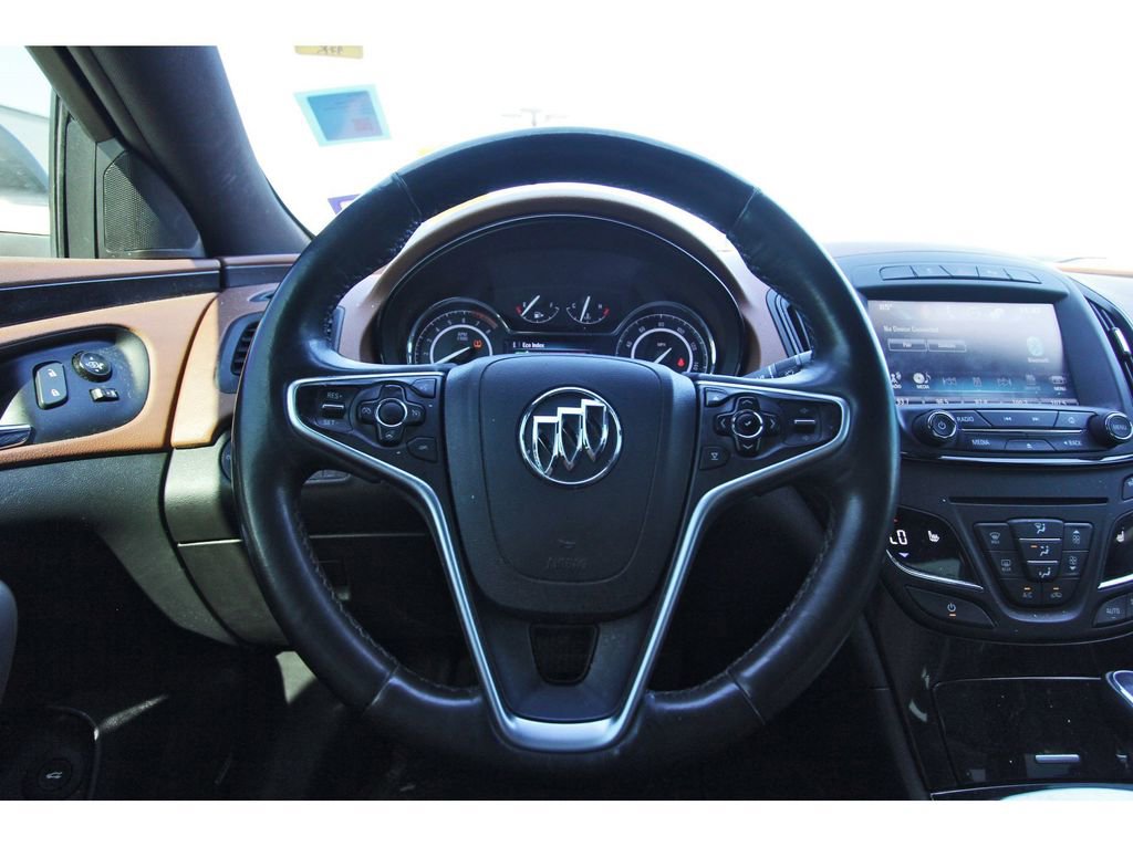 Used 2017 Buick Regal Premium image 9
