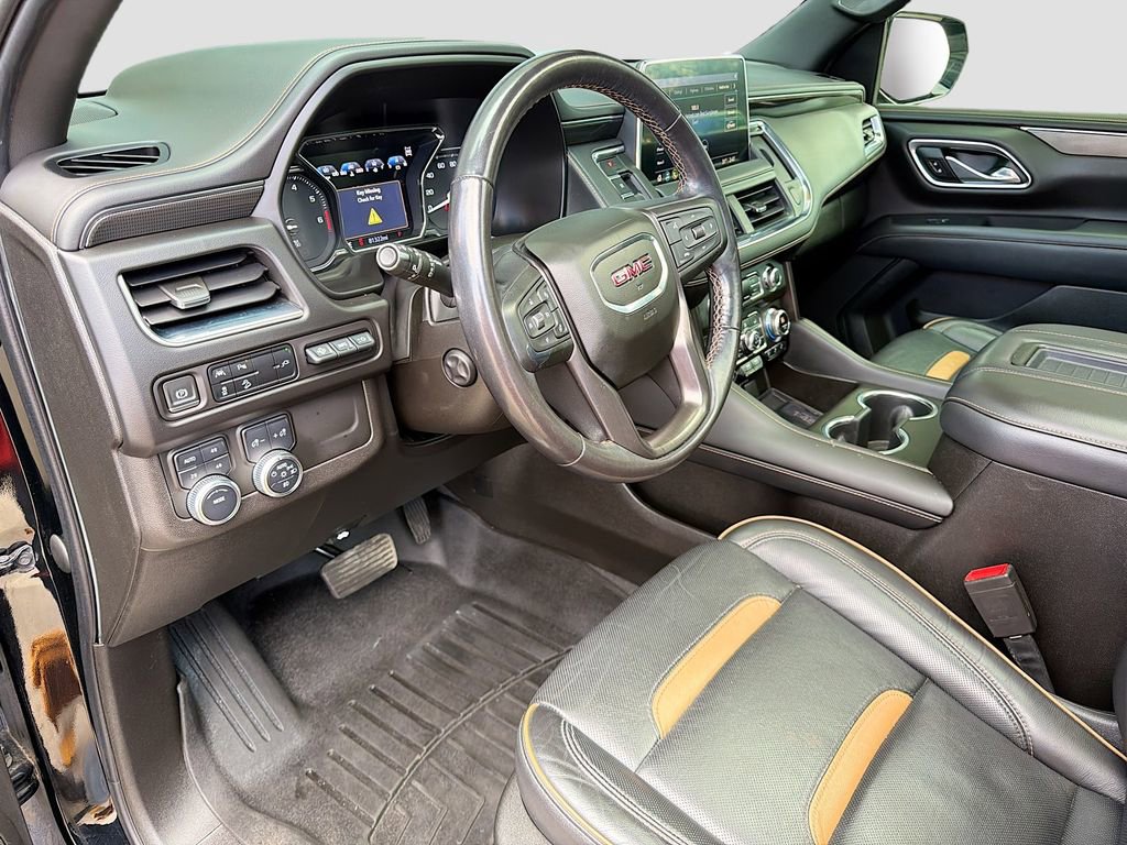 Used 2021 GMC Yukon AT4 w/ Technology Package image 31