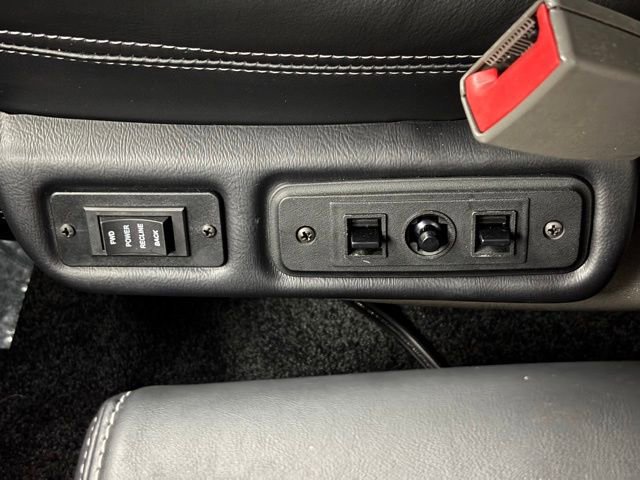 Used 2024 Chevrolet Express 2500 w/ Driver Convenience Package image 39