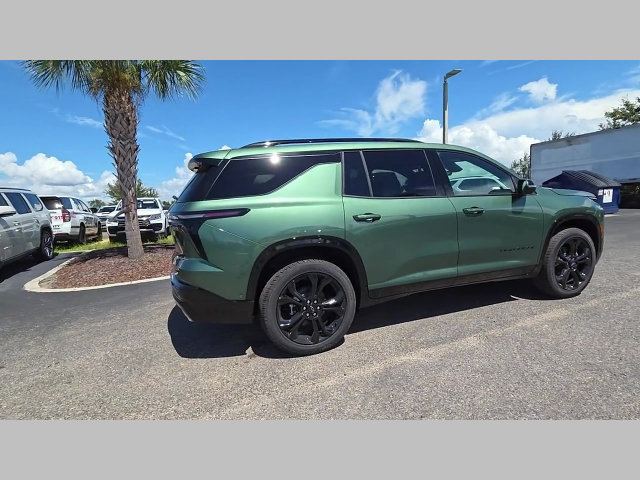 New 2027 Chevrolet Traverse RS w/ LPO, Floor Liner Package FWD image 21