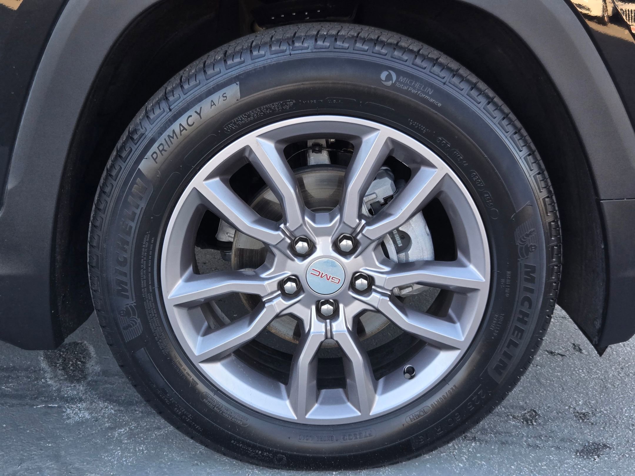 Used 2023 GMC Terrain SLT w/ LPO, Floor Liner Package image 10