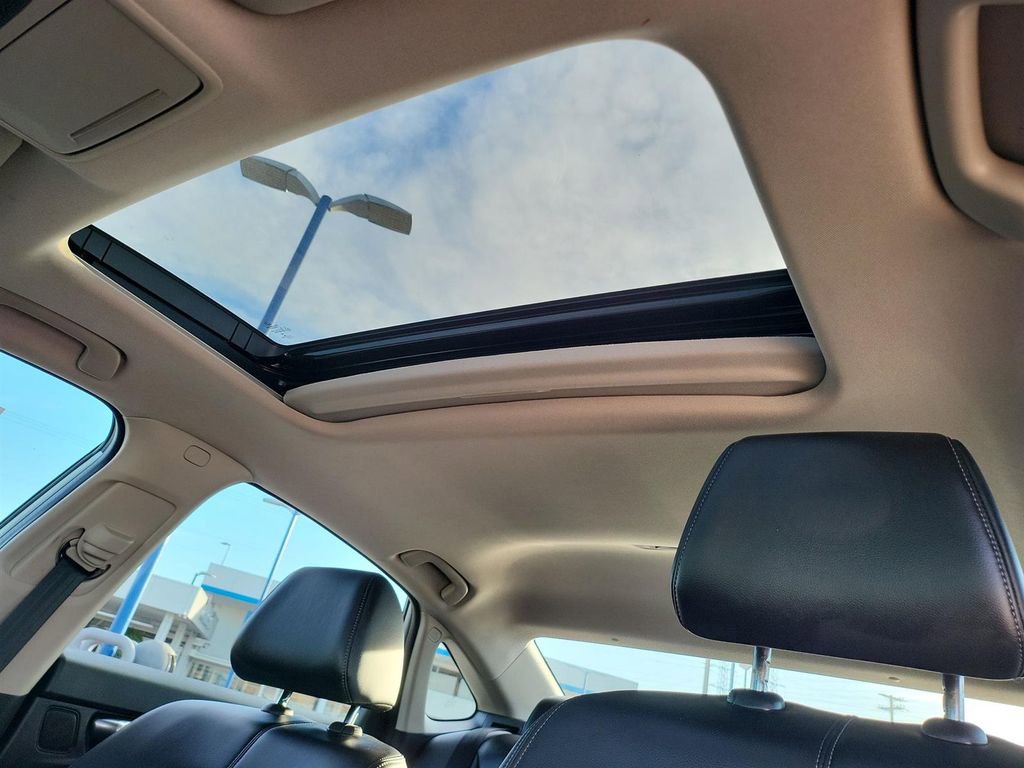 Used 2022 Honda Civic Touring image 11