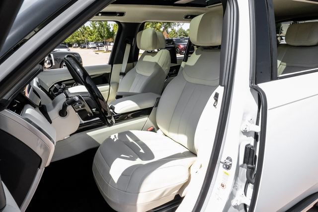 Used 2026 Land Rover Range Rover Long Wheelbase Autobiography AWD/4WD image 41