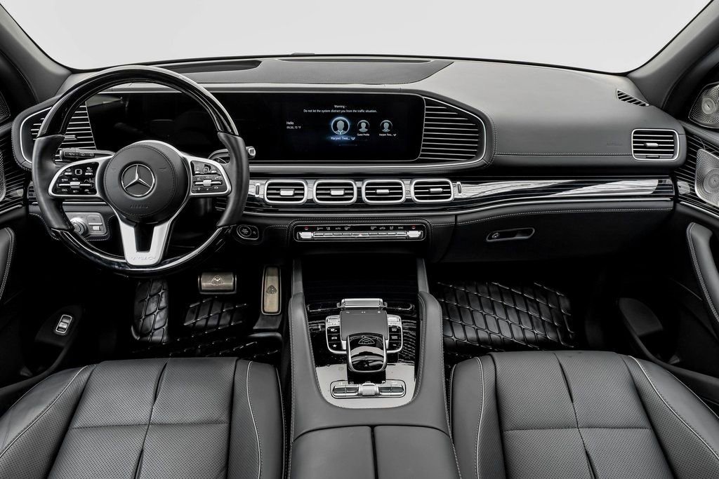 Used 2023 Mercedes-Benz Maybach GLS 600 4MATIC image 13