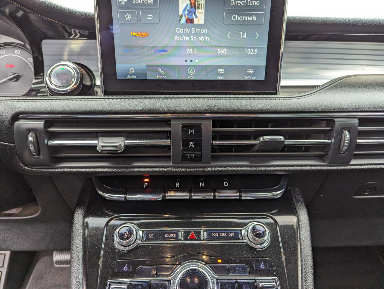 Used 2020 Lincoln Corsair AWD w/ Premium Package image 22