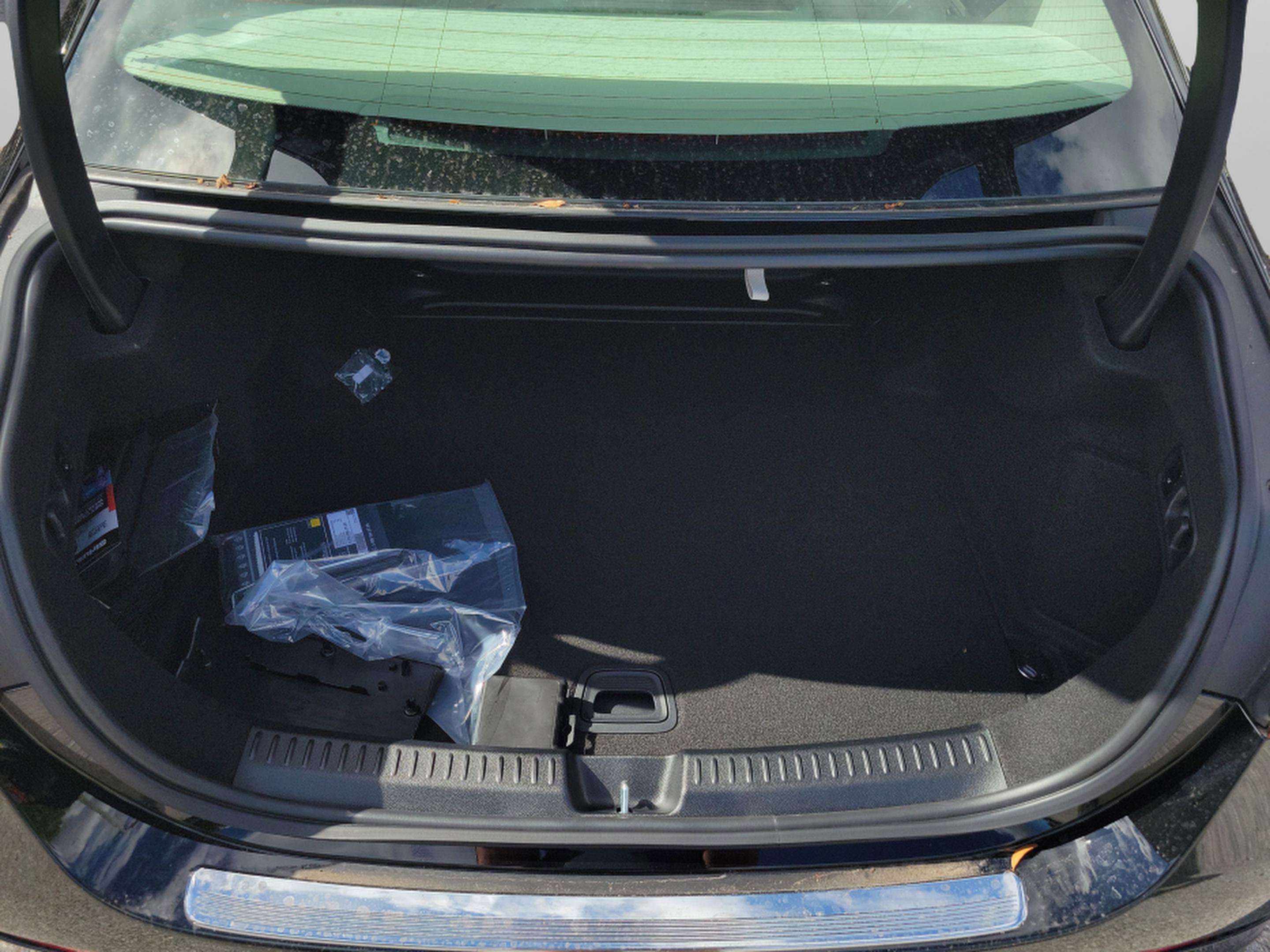 New 2026 Mercedes-Benz E 350 Sedan image 6