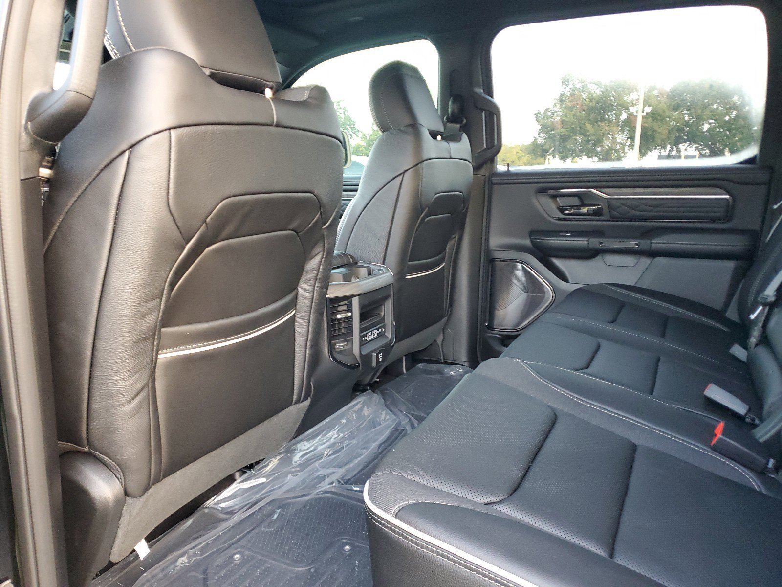 New 2026 RAM 1500 Limited image 10