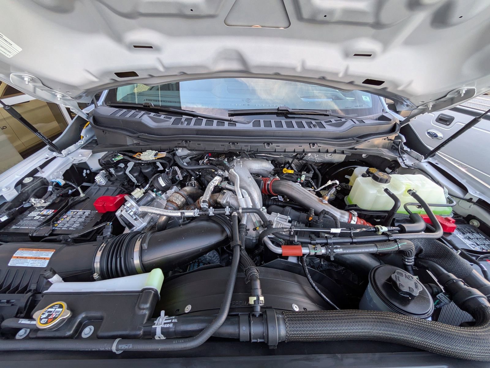 New 2026 Ford F350 Lariat w/ Black Appearance Package image 9