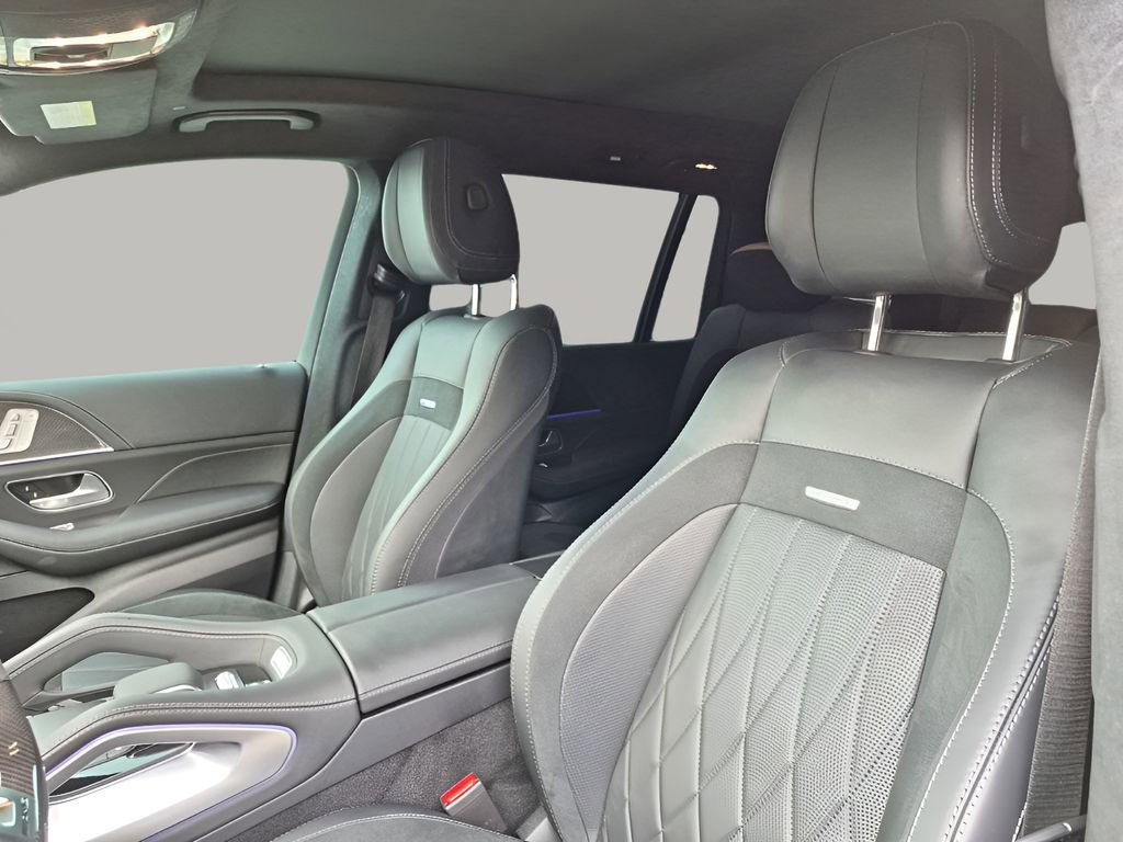 Used 2024 Mercedes-Benz GLS 63 AMG 4MATIC image 31
