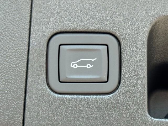 New 2025 Cadillac XT5 Sportv w/ LPO, Floor Liner Package image 39