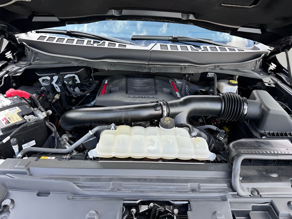 Used 2024 Ford F150 Raptor AWD/4WD image 9
