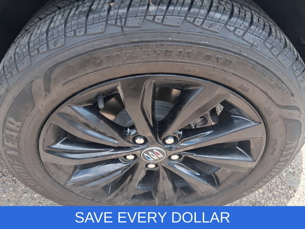 Used 2025 Buick Envista Sport Touring w/ Convenience II Package FWD image 7