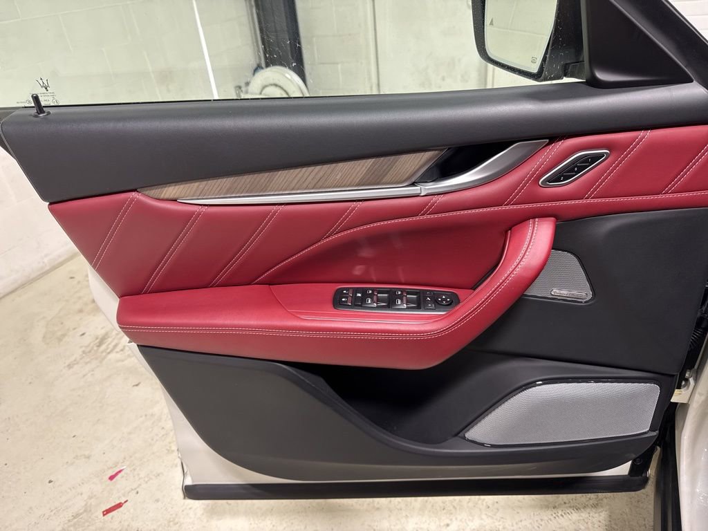 Used 2019 Maserati Levante GTS image 16