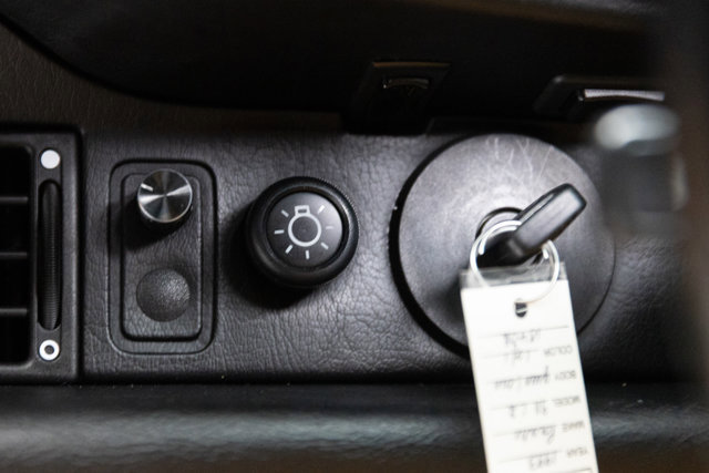 Used 1993 Porsche 911 Carrera image 60