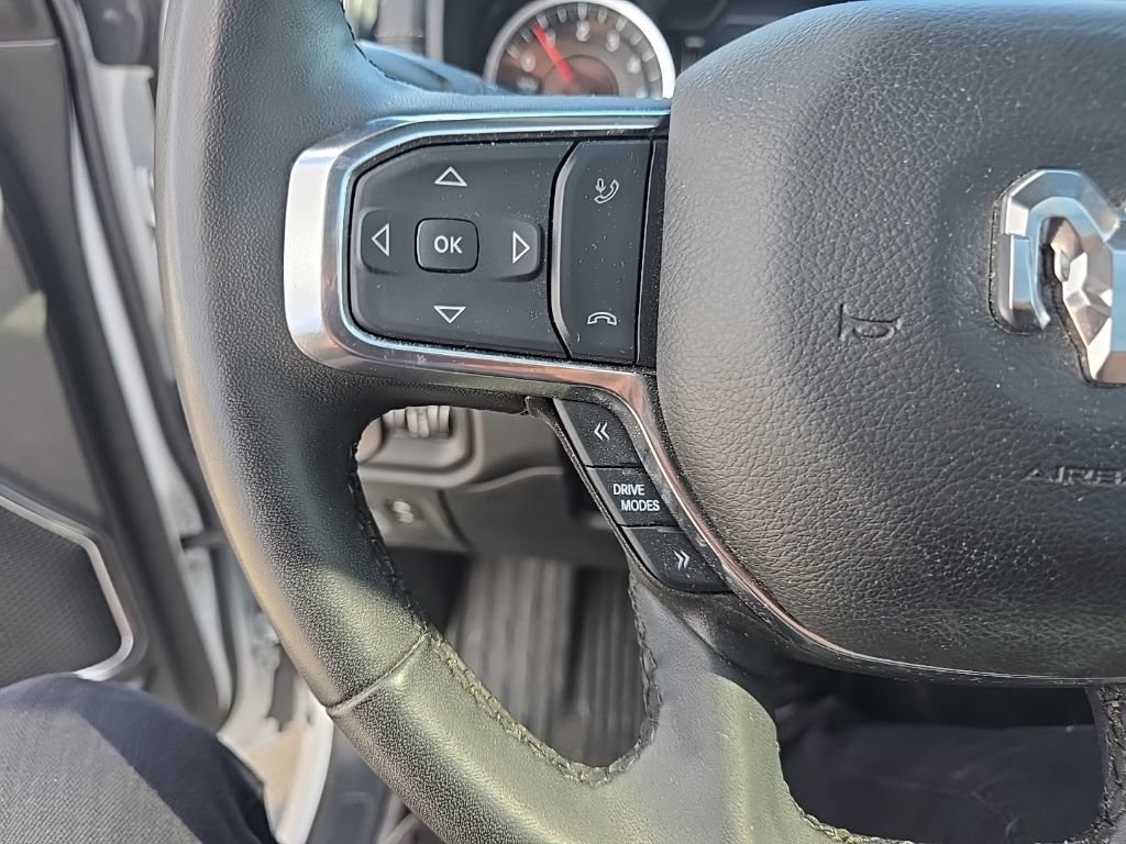 Used 2025 RAM 1500 Laramie w/ Sport Appearance Package AWD/4WD image 18