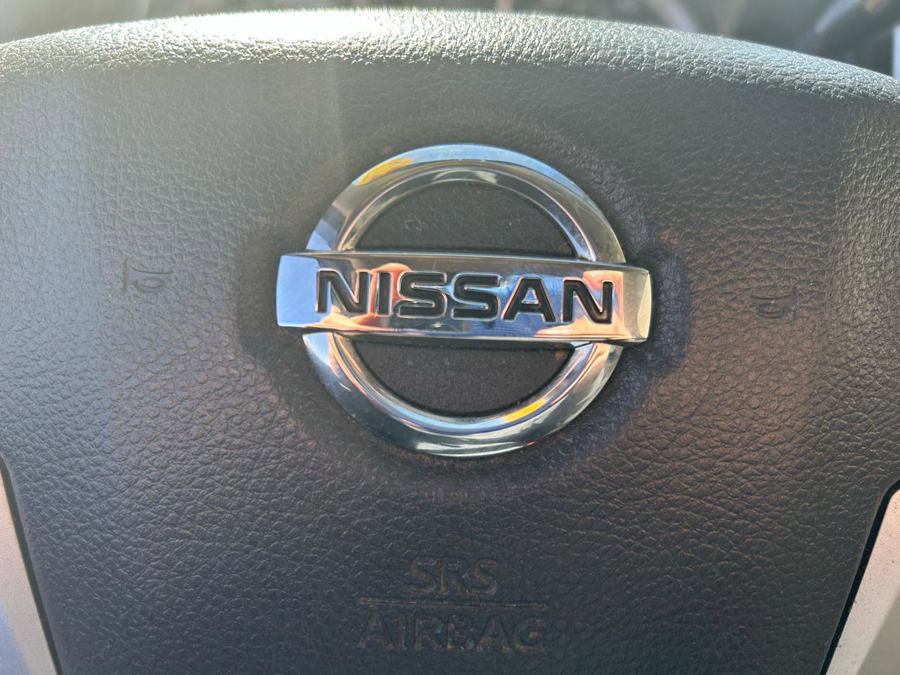 Used 2017 Nissan Titan SV image 20