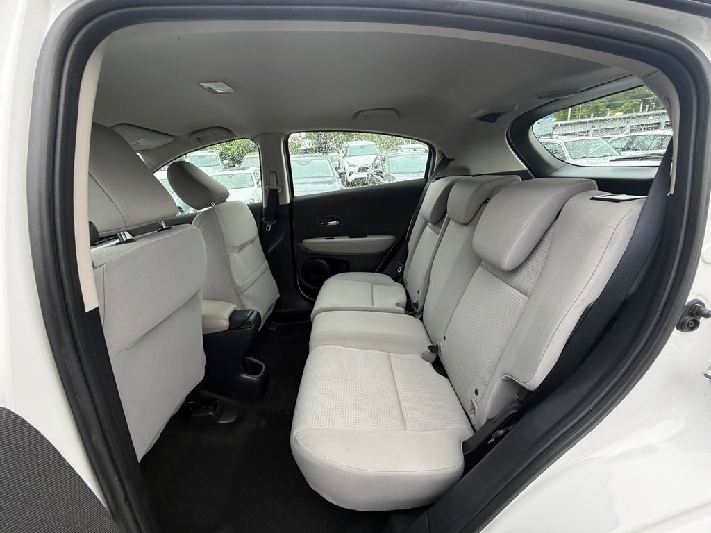 Used 2021 Honda HR-V LX image 22