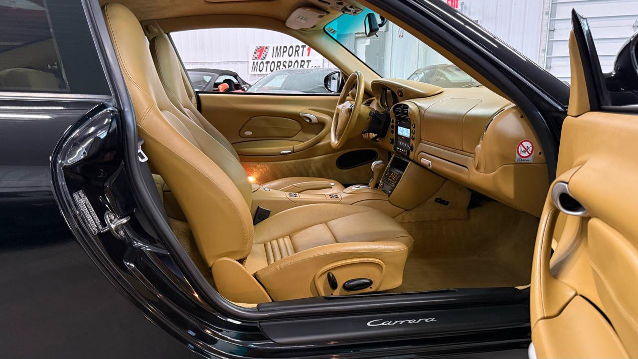 Used 2003 Porsche 911 GT3 RS image 48