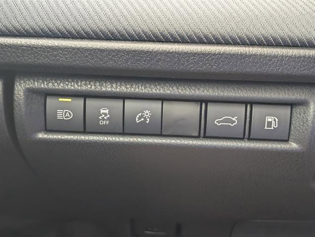 New 2026 Toyota Camry Hybrid image 14