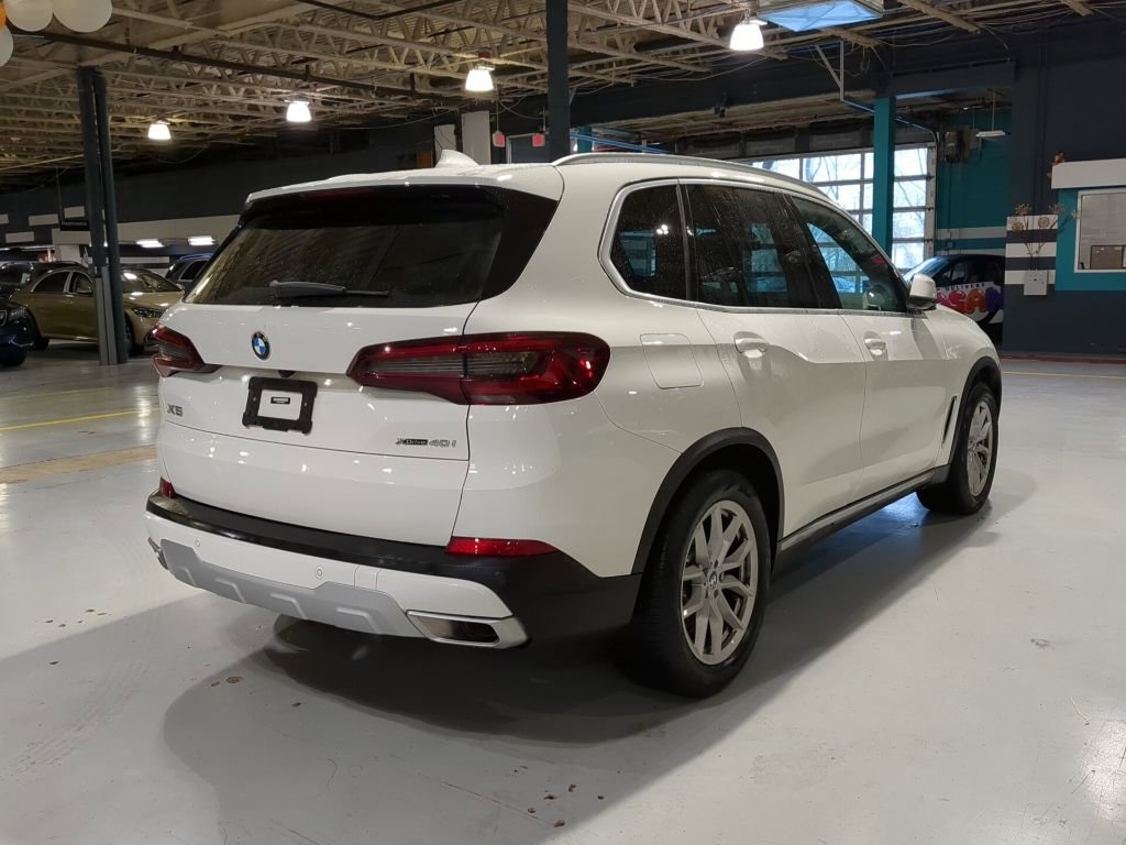 Used 2023 BMW X5 xDrive40i w/ Premium Package image 5