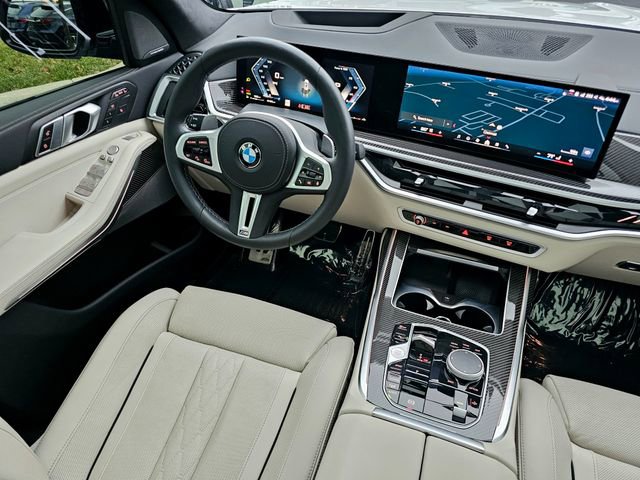 Used 2025 BMW X7 M60i image 33