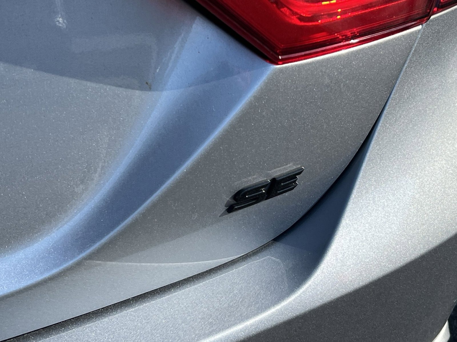 Used 2020 Toyota Camry SE image 23