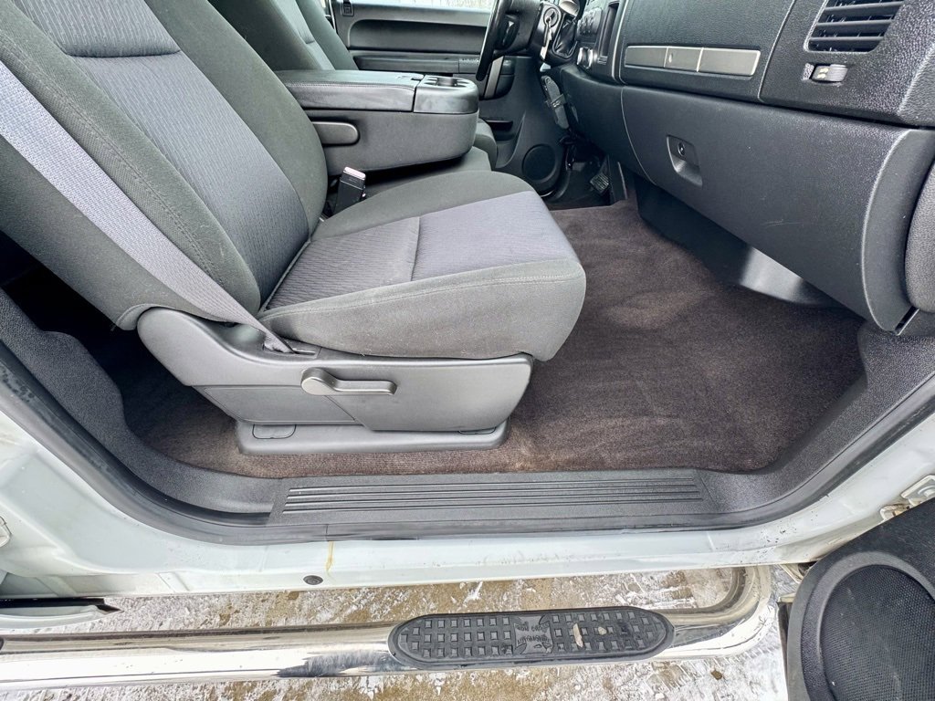 Used 2012 Chevrolet Silverado 2500 LT image 17