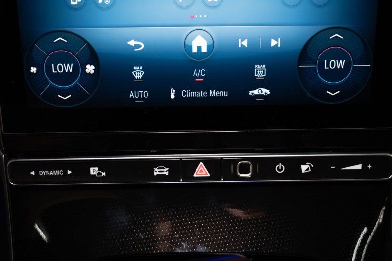 New 2027 Mercedes-Benz CLE 450 4MATIC Cabriolet image 28
