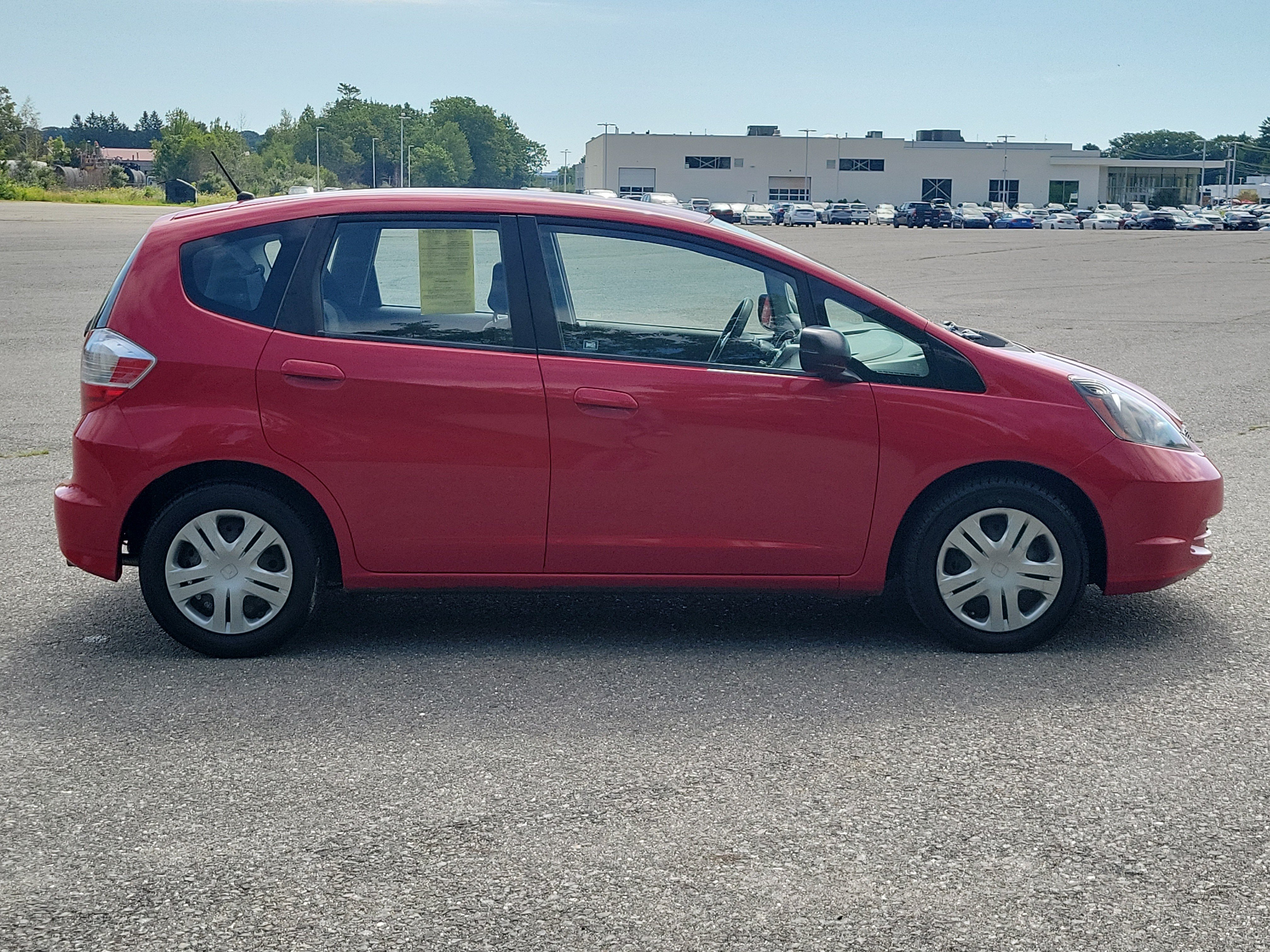 Used 2011 Honda Fit image 4