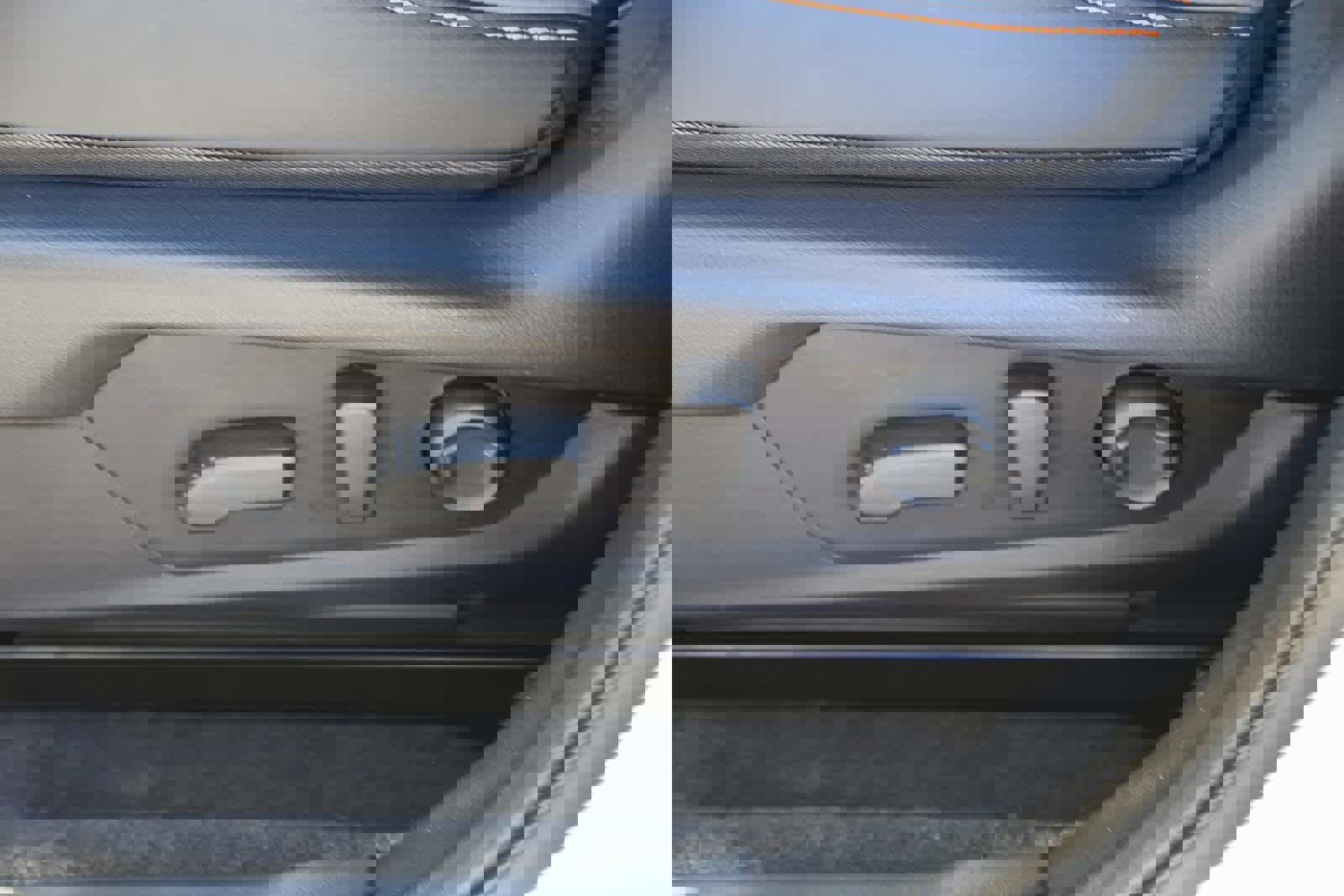 New 2026 Subaru Crosstrek 2.5i Limited w/ Crosstrek Mirror Package image 21