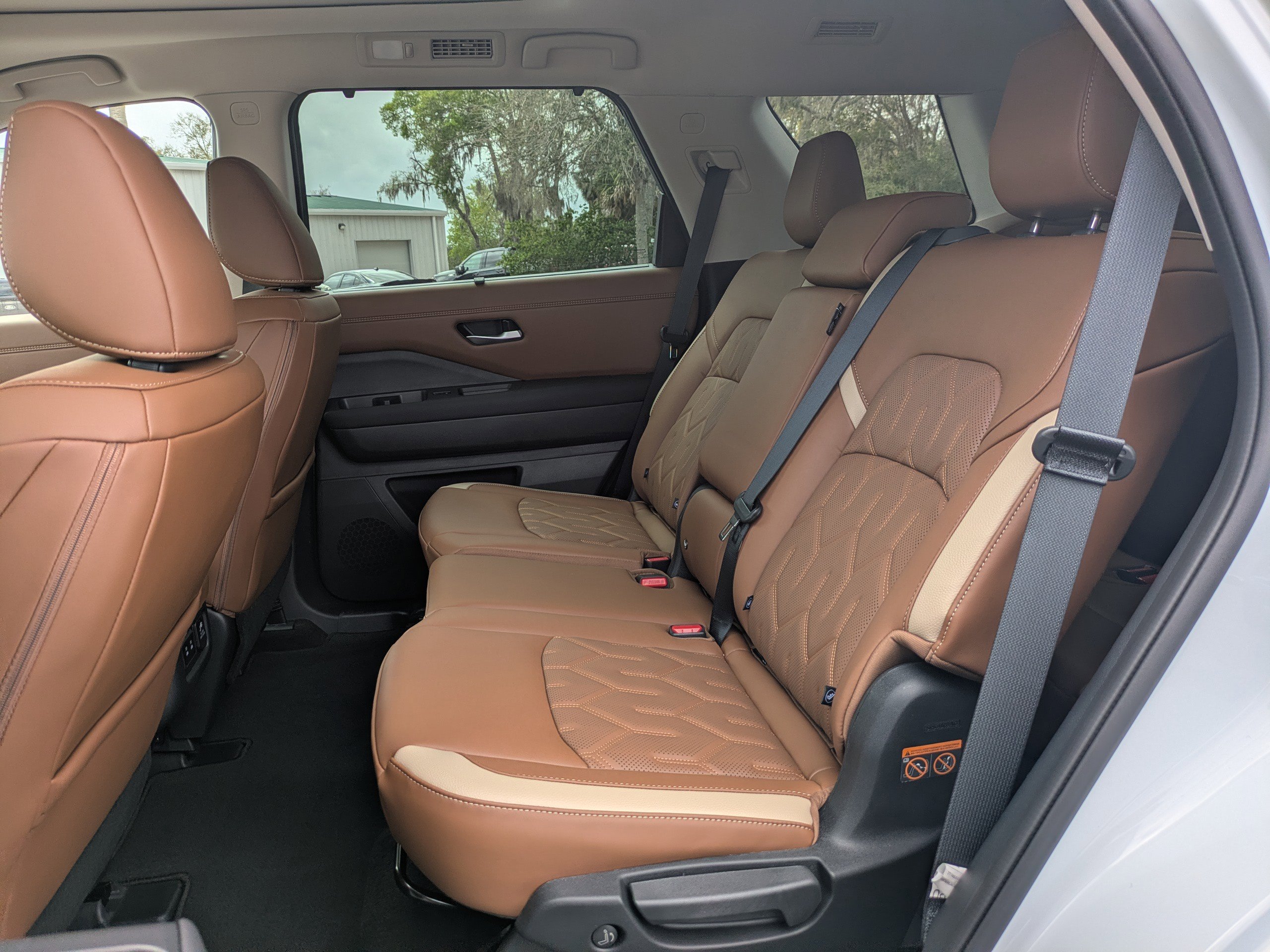 New 2026 Nissan Pathfinder Platinum FWD image 15