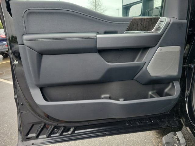 Used 2025 Ford F350 Lariat w/ Lariat Ultimate Package image 17