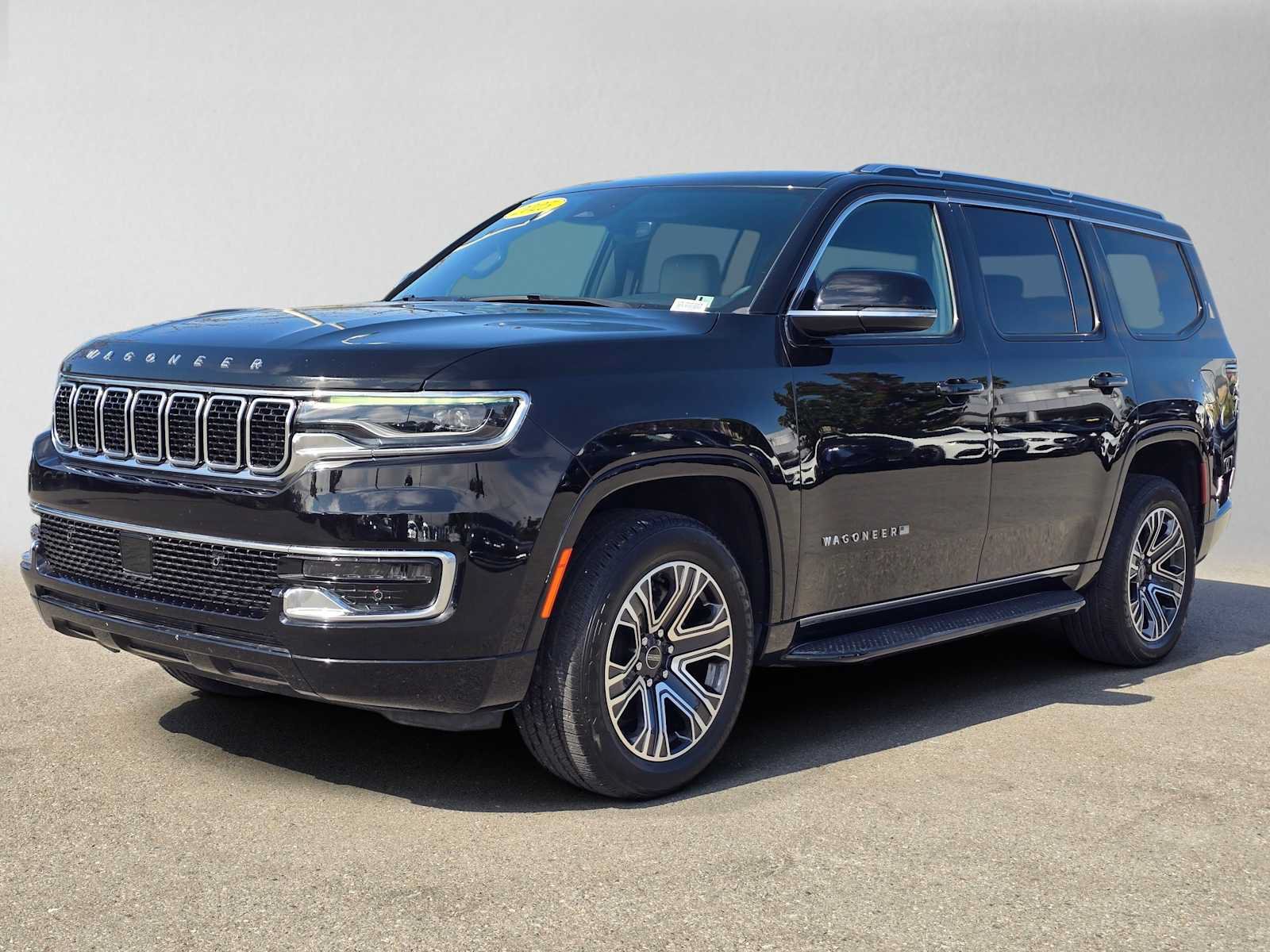 Used 2025 Jeep Wagoneer 4WD image 7
