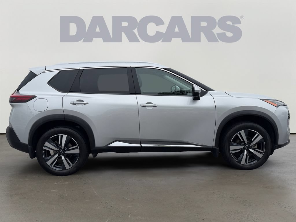 Used 2022 Nissan Rogue SL AWD/4WD image 6