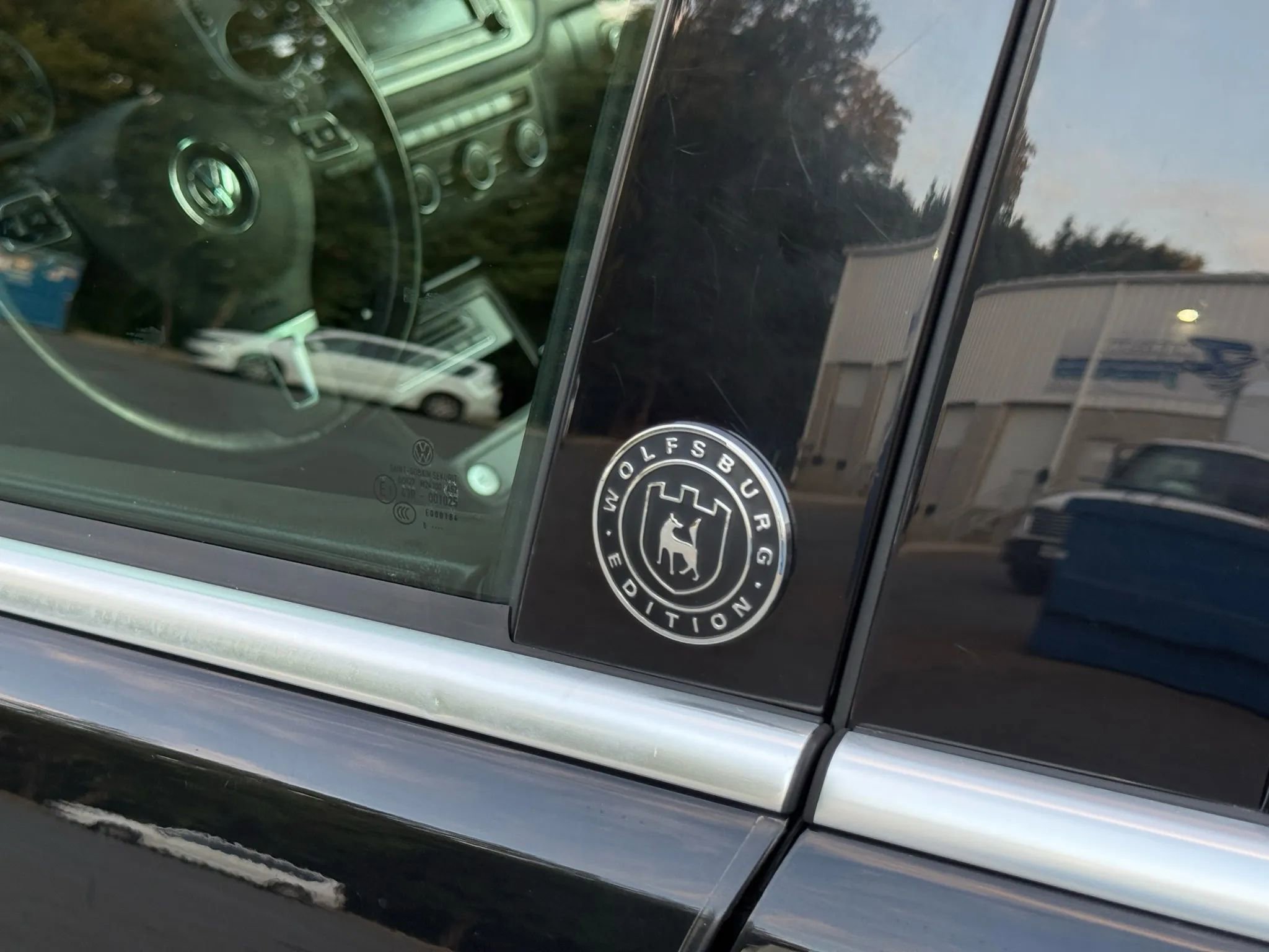 Used 2017 Volkswagen Tiguan Wolfsburg Edition image 3