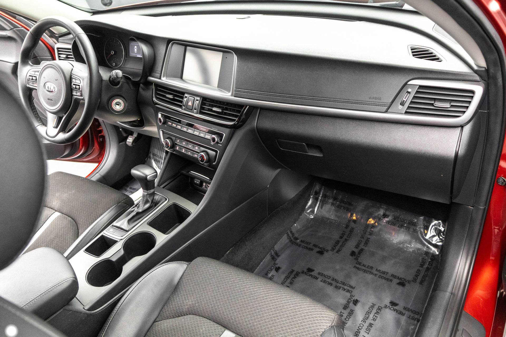 Used 2018 Kia Optima S image 36