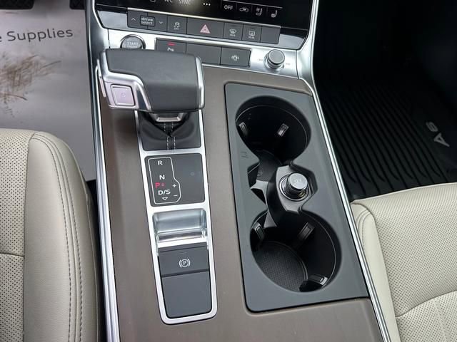 Certified 2025 Audi A6 Premium Plus w/ Premium Plus Package image 17