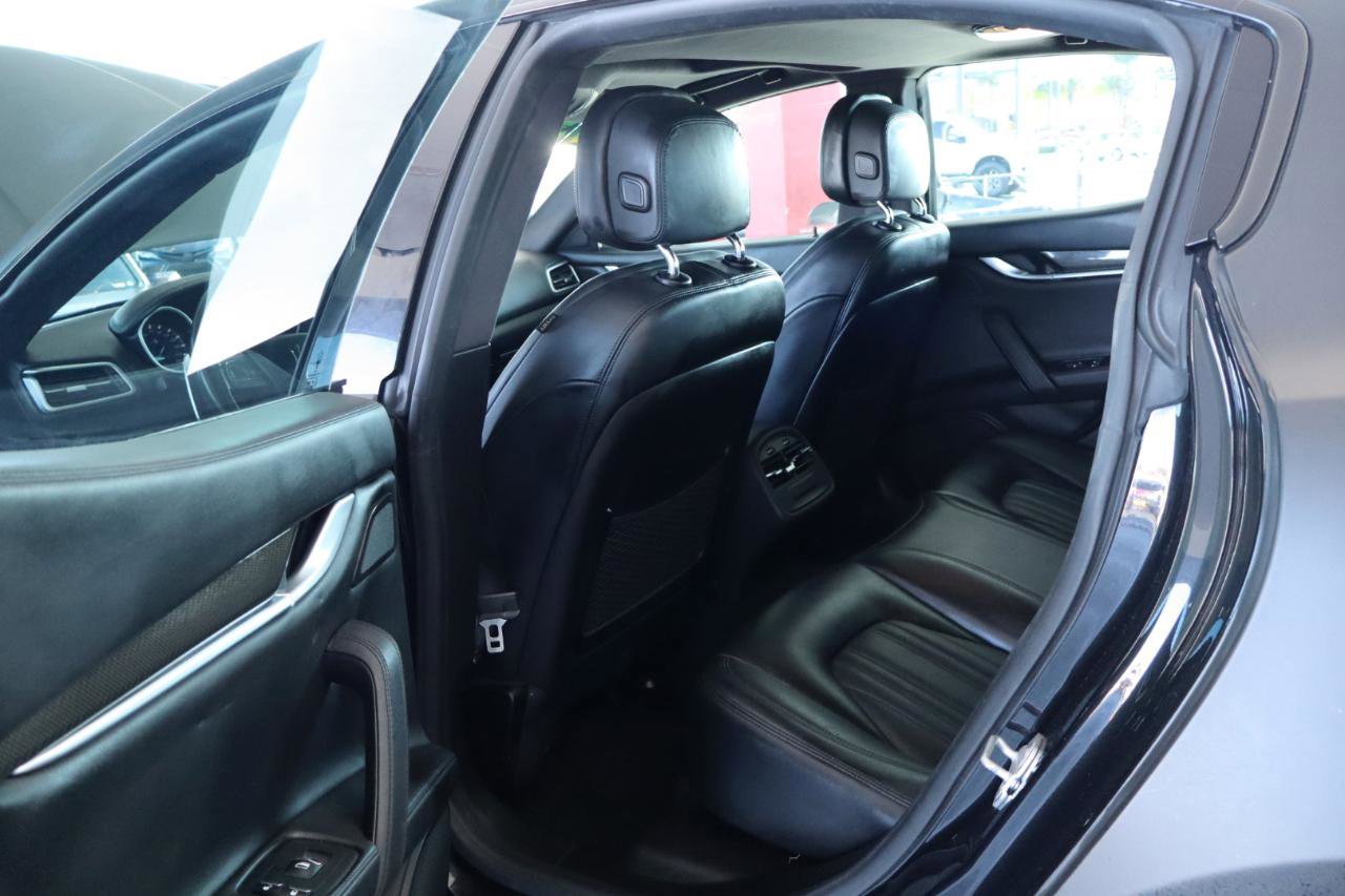Used 2015 Maserati Ghibli S Q4 image 28