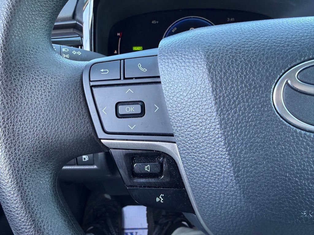 Certified 2025 Toyota Camry LE image 18