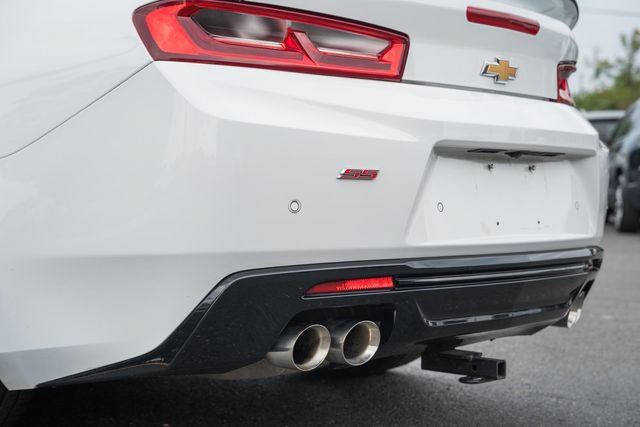 Used 2016 Chevrolet Camaro SS RWD image 7