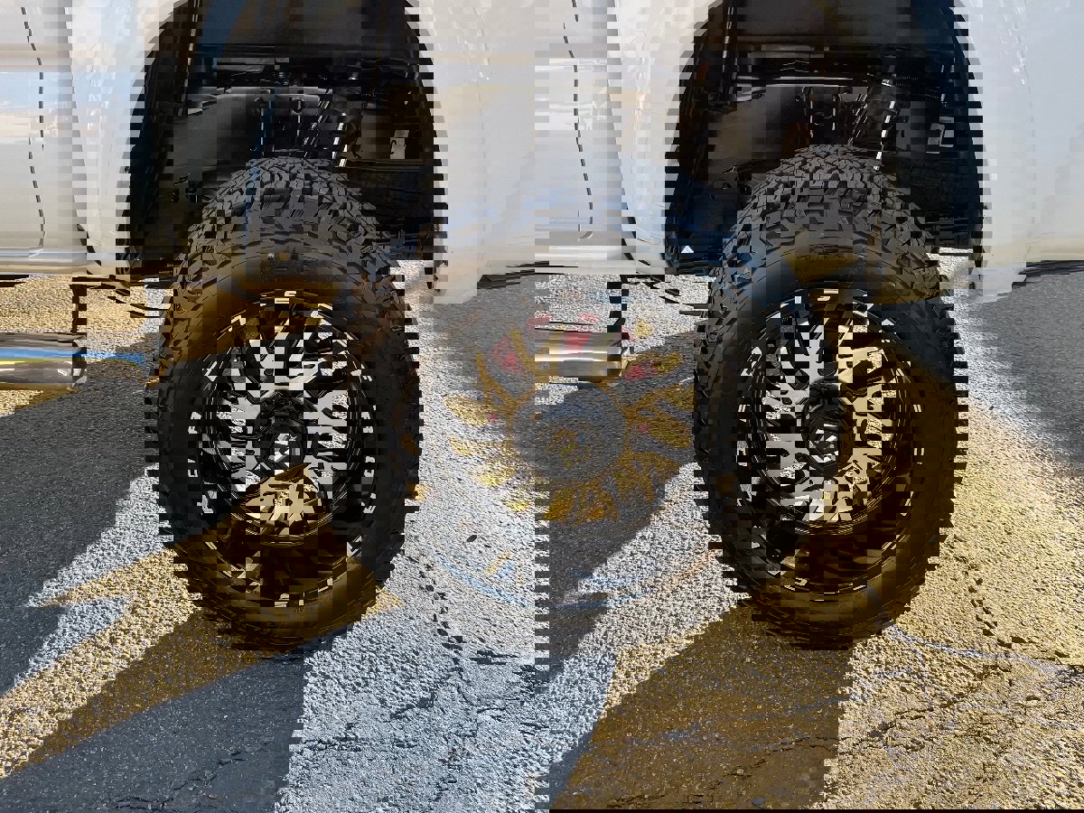 Used 2016 Toyota Tacoma TRD Sport image 41