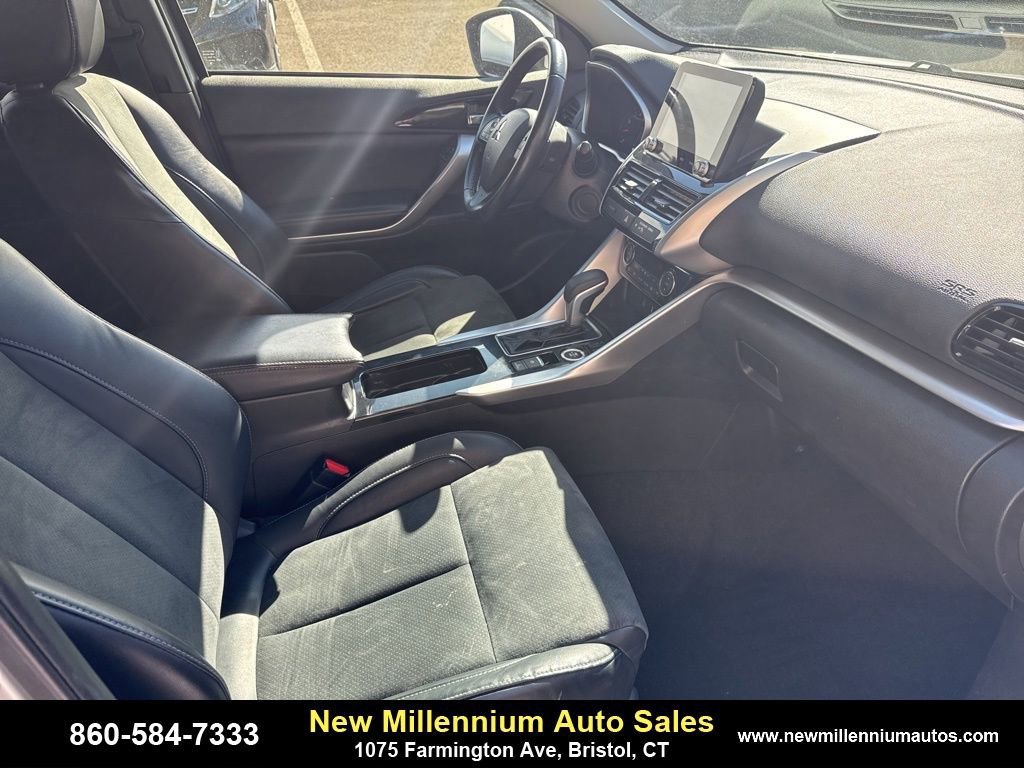 Used 2022 Mitsubishi Eclipse Cross SE image 24