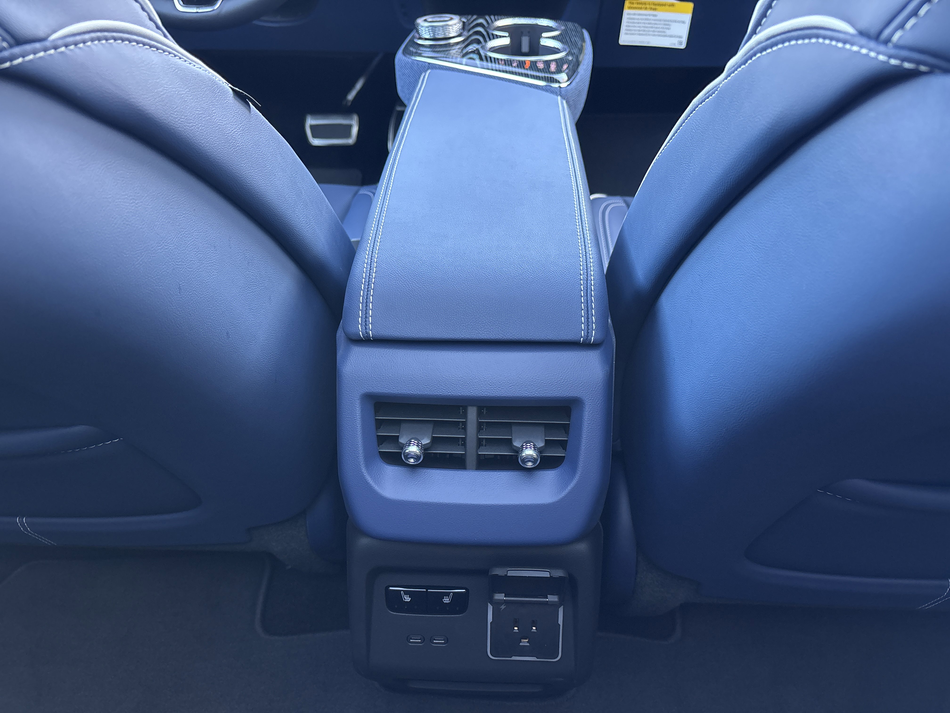 New 2026 Cadillac Optiq Luxury 2 RWD image 33